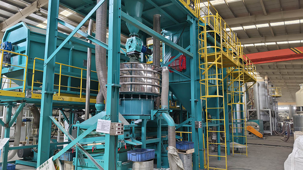 鋰電池回收處理設(shè)備到底怎么選，才能穩(wěn)賺不賠？